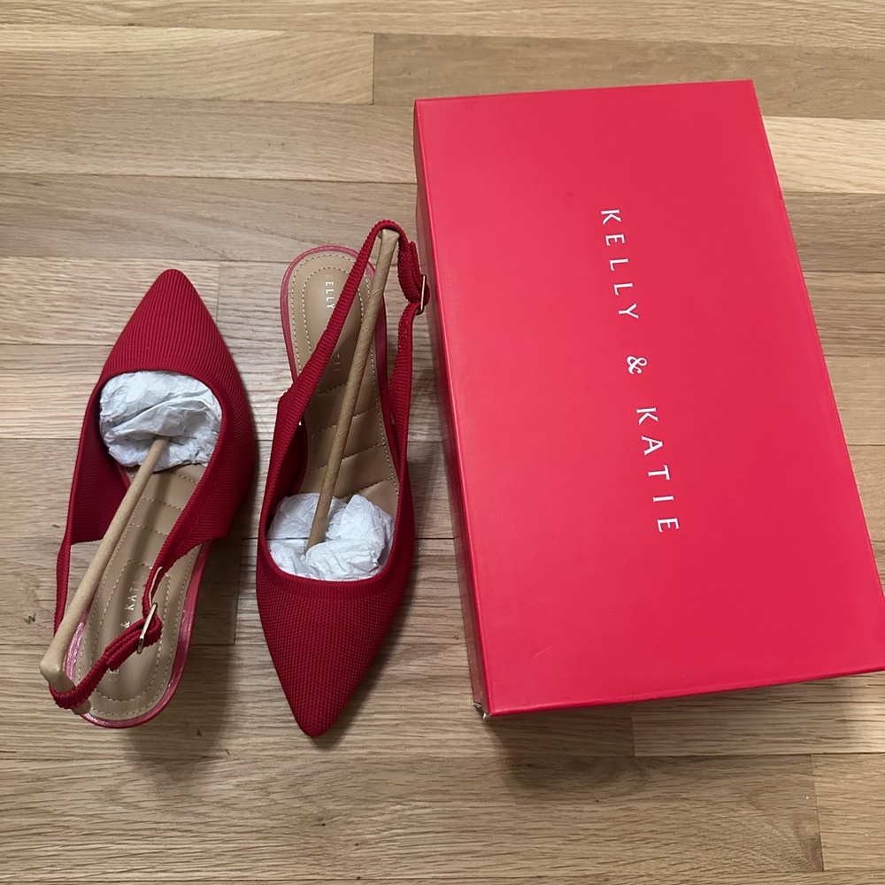 Kelly & Katie Red Knit Slingback Heels - Picture 3 of 5